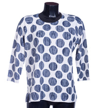 Carica l&#39;immagine nel visualizzatore di Gallery, Maglia da donna con vestibilità comoda
