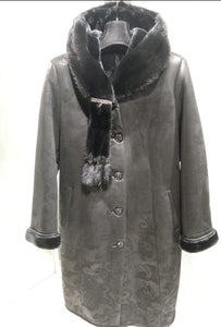 CAPPOTTO MONTONE NERO CON CODE DI VISONE VARIE TAGLIE