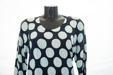 Carica l&#39;immagine nel visualizzatore di Gallery, Maglia da donna con vestibilità comoda
