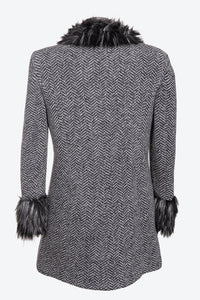 Cappotto da donna in tessuto spigato con pelliccia e polsi staccabili e  con taglie forti LM084